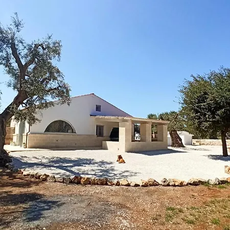 Butticchio Apartman Serranova