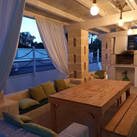 Butticchio Apartman Serranova